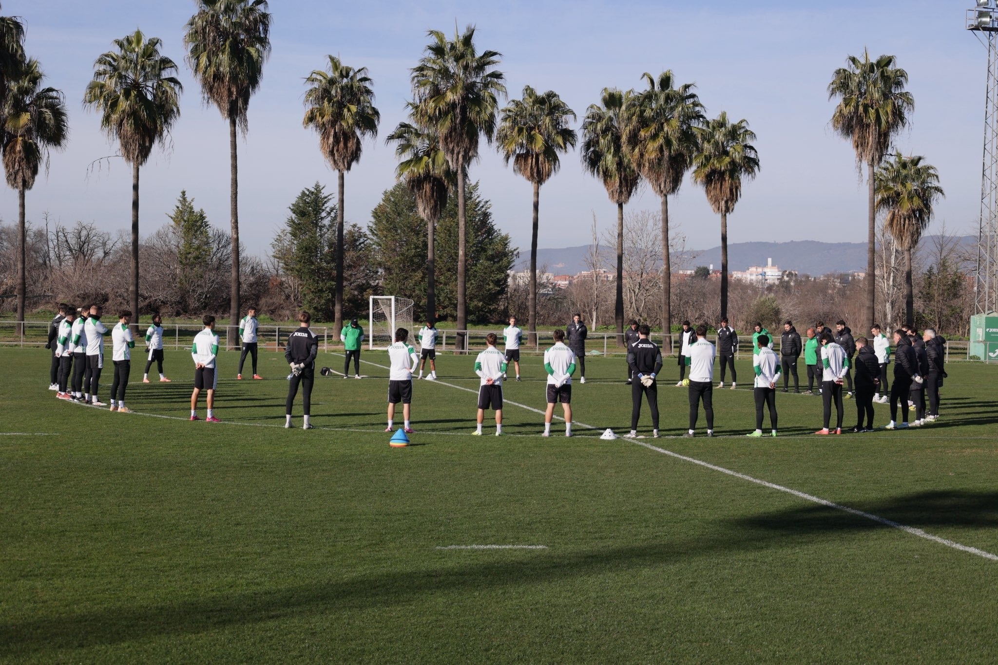 Isaac paga el millón de su cláusula y el Córdoba busca lateral Isaac paga el millón de su cláusula y el Córdoba busca lateral