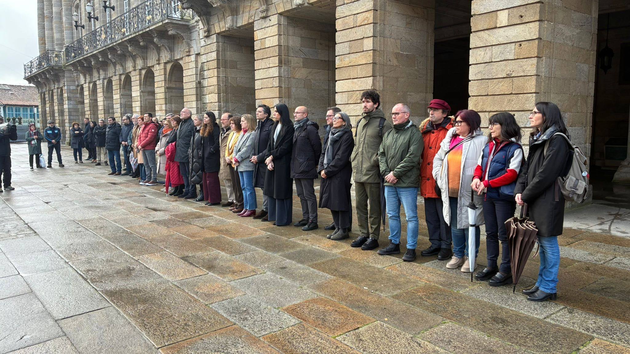 Galicia se suma al pesar por las víctimas del siniestro de Adamuz con Angrois presente en el recuerdo Galicia se suma al pesar por las víctimas del siniestro de Adamuz con Angrois presente en el recuerdo