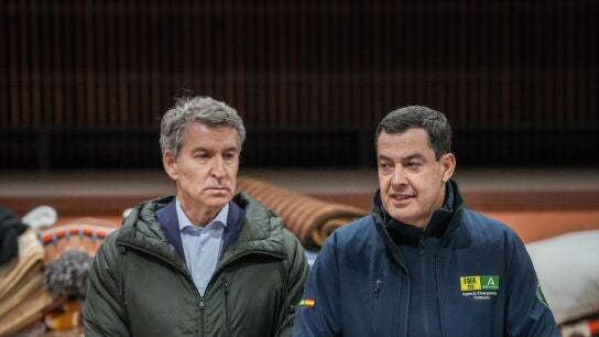 El presidente del PP, Alberto N&uacute;&ntilde;ez Feij&oacute;o, junto al presidente de la Junta de Andaluc&iacute;a, Juanma Moreno
