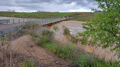La CHG finaliza un estudio para reducir el riesgo de inundación en un área con riesgo potencial en Almendralejo La CHG finaliza un estudio para reducir el riesgo de inundación en un área con riesgo potencial en Almendralejo