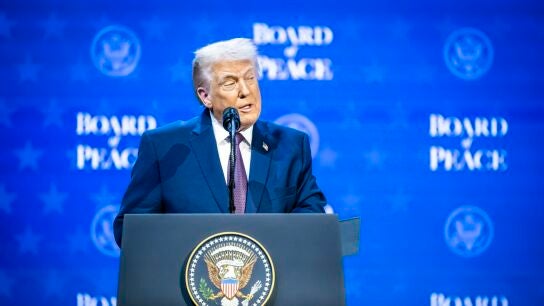 Donald Trump pronuncia su discurso en el Foro de Davos.