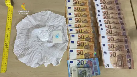 Detenido en Vinaroz un joven por tráfico de drogas en el interior de un local de ocio Detenido en Vinaroz un joven por tráfico de drogas en el interior de un local de ocio