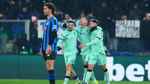 Quince minutos mágicos de Robert Navarro dan vida al Athletic Quince minutos mágicos de Robert Navarro dan vida al Athletic