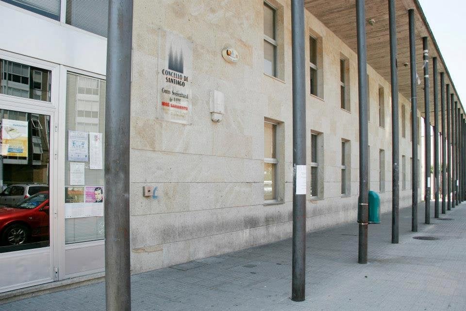 Raxoi adjudica a Eulen la dinamización de centros socioculturales, mientras intenta "solucionar" la situación de impagos Raxoi adjudica a Eulen la dinamización de centros socioculturales, mientras intenta "solucionar" la situación de impagos