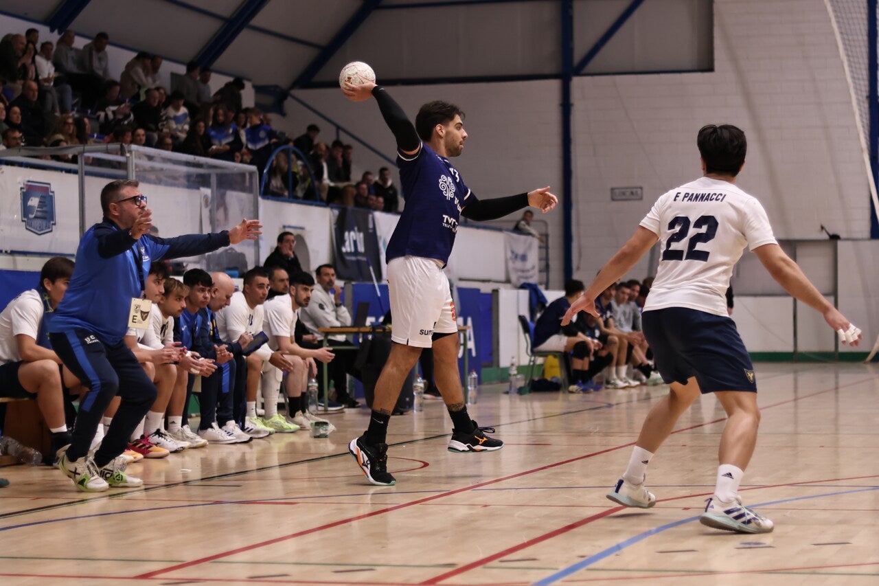 El CBM Mare Nostrum Torrevieja pierde en Puerto de Sagunto (28-22) y ya piensa en el partido de Marni El CBM Mare Nostrum Torrevieja pierde en Puerto de Sagunto (28-22) y ya piensa en el partido de Marni