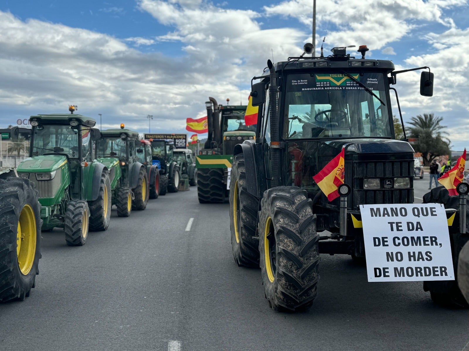 Los agricultores vuelven a las movilizaciones contra el acuerdo con Mercosur y frente a posibles recortes en las ayudas de la PAC Los agricultores vuelven a las movilizaciones contra el acuerdo con Mercosur y frente a posibles recortes en las ayudas de la PAC