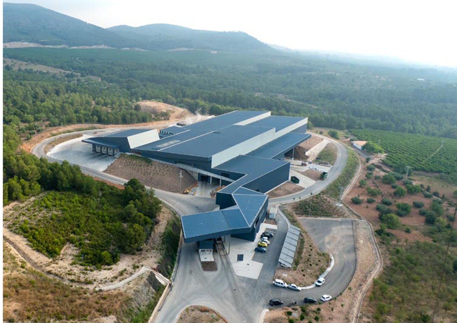 La planta de tratamiento de residuos de Algímia d’Alfara finaliza las obras de automatización de la fracción orgánica La planta de tratamiento de residuos de Algímia d’Alfara finaliza las obras de automatización de la fracción orgánica