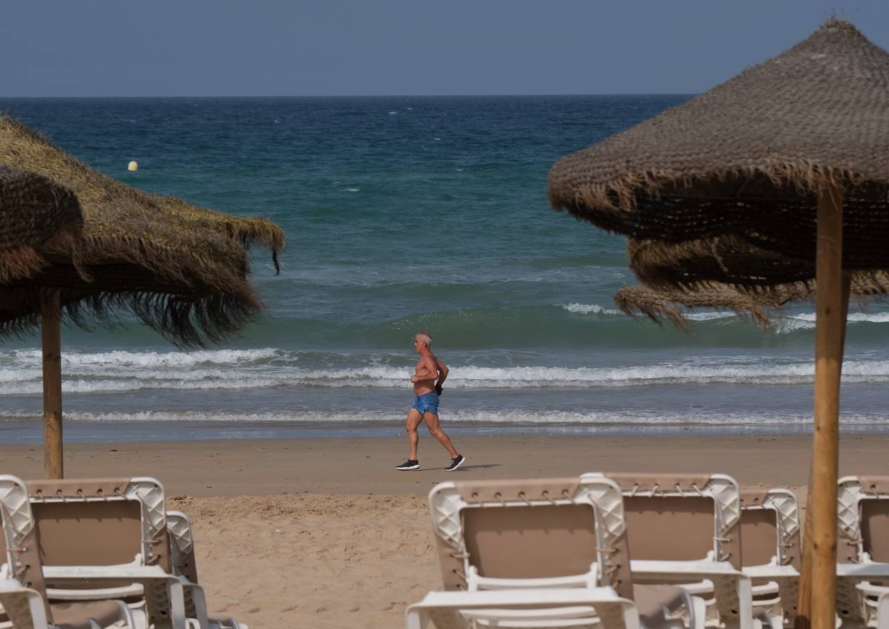 Publicada la convocatoria de subvenciones por más de seis millones de euros para la recuperación medioambiental de playas de Andalucía Publicada la convocatoria de subvenciones por más de seis millones de euros para la recuperación medioambiental de playas de Andalucía