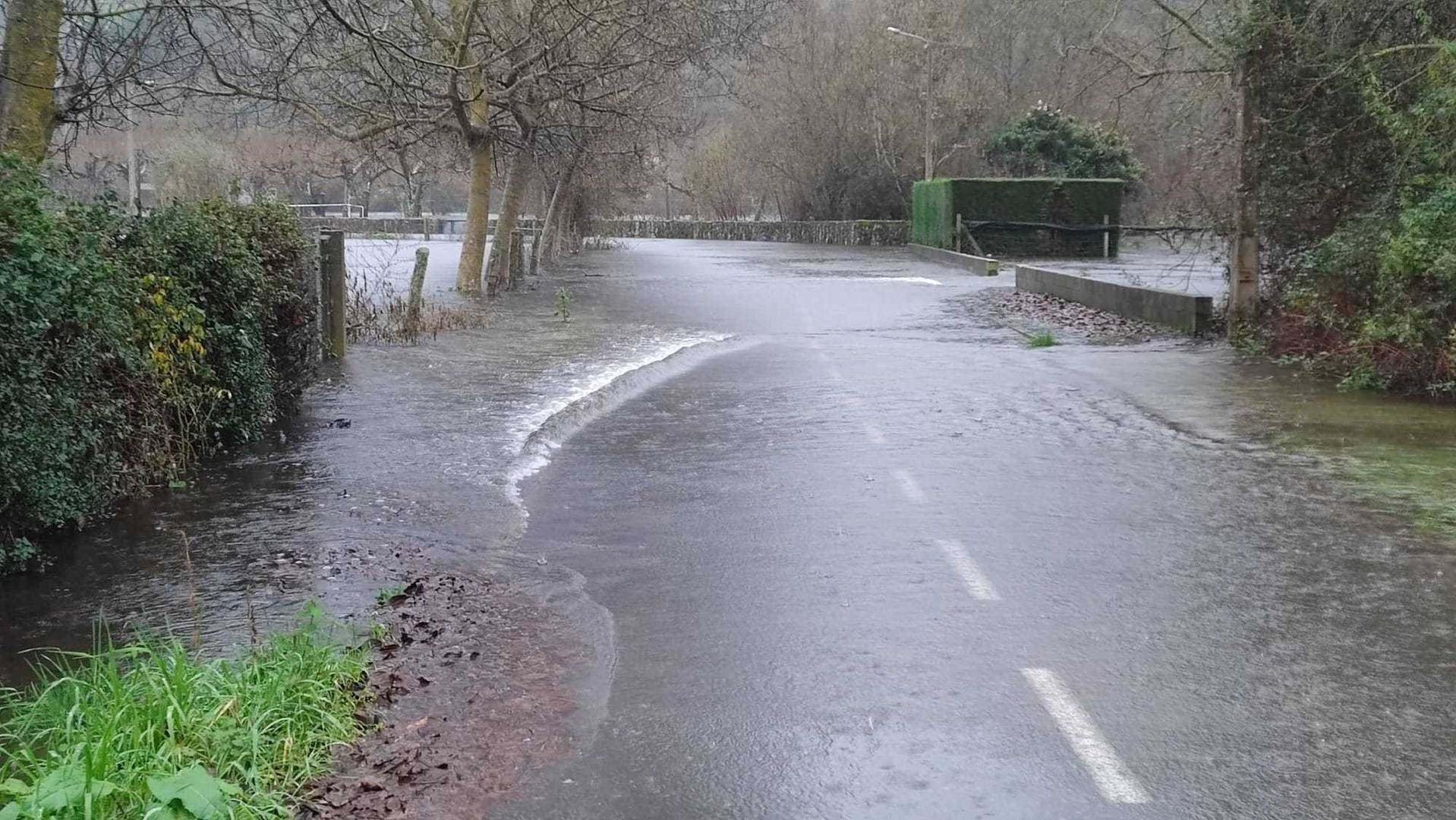 Permanece en aviso amarillo el río Támega a su paso por Castrelo do Val Permanece en aviso amarillo el río Támega a su paso por Castrelo do Val