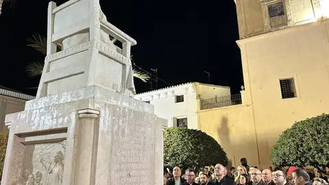 Imagen de archivo del Día del Cura Valera Imagen de archivo del Día del Cura Valera