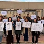 Los padres de alumnos publicarán una fotografía diaria para contabilizar los días que el colegio 'Playas de Orihuela' permanece sin calefacción Los padres de alumnos publicarán una fotografía diaria para contabilizar los días que el colegio 'Playas de Orihuela' permanece sin calefacción