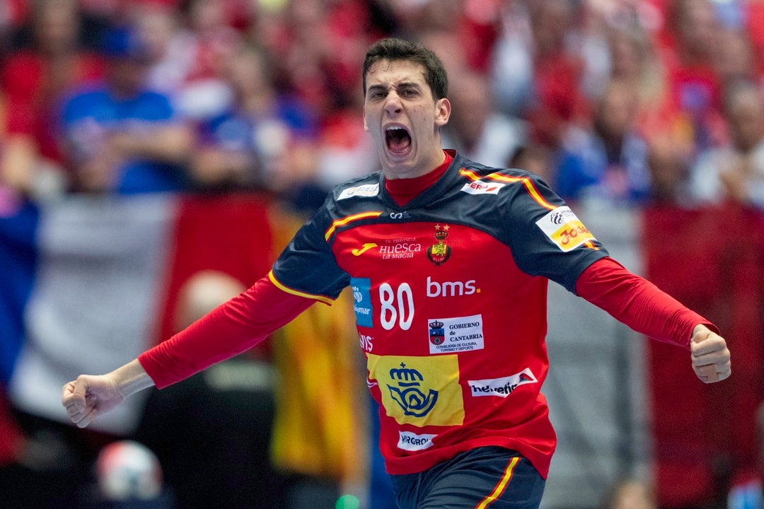 Los Hispanos derrotan a Francia con una gran primera mitad Los Hispanos derrotan a Francia con una gran primera mitad