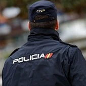 Imagen de recurso de un agente de la Policía Nacional. Imagen de recurso de un agente de la Policía Nacional.
