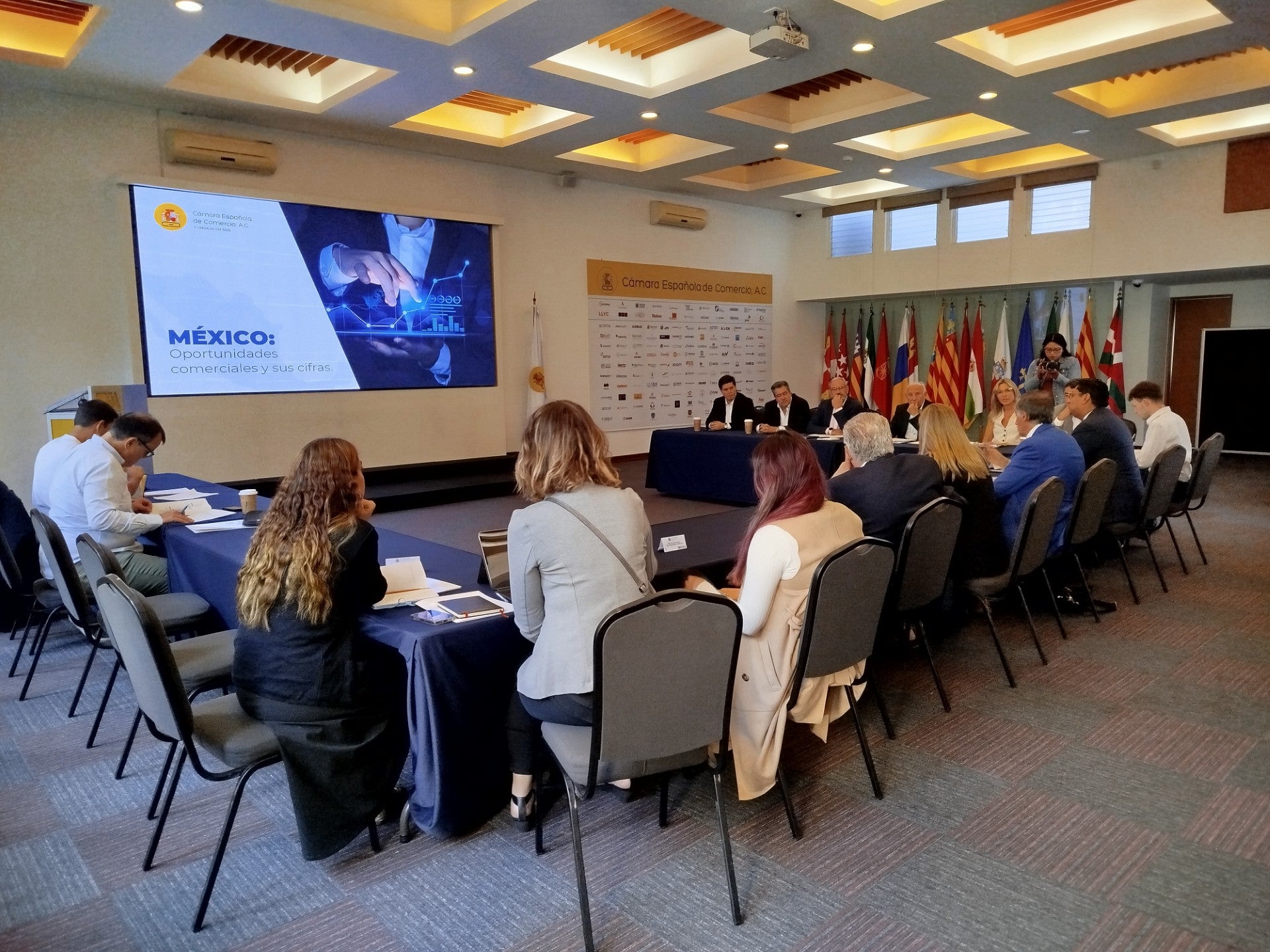 La Cámara de Alicante busca mercados emergentes y alternativos en sus misiones comerciales La Cámara de Alicante busca mercados emergentes y alternativos en sus misiones comerciales