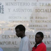 Qué significa la regularización de migrantes: todos los derechos que adquieren o tipo de permiso de residencia
