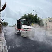 Vila-real mejora el firme de siete calles y acondiciona dos aparcamientos con el excedente de material. Vila-real mejora el firme de siete calles y acondiciona dos aparcamientos con el excedente de material.