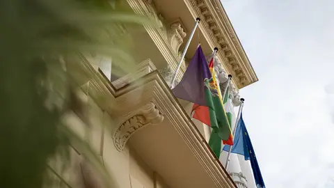 Decretados dos días de luto por el fallecimiento del periodista Guillermo Jiménez Smerdou, Medalla de la Ciudad e Hijo Predilecto Decretados dos días de luto por el fallecimiento del periodista Guillermo Jiménez Smerdou, Medalla de la Ciudad e Hijo Predilecto