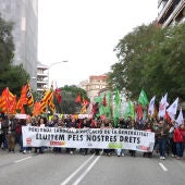 La manifestació del personal laboral d'educació a Barcelona