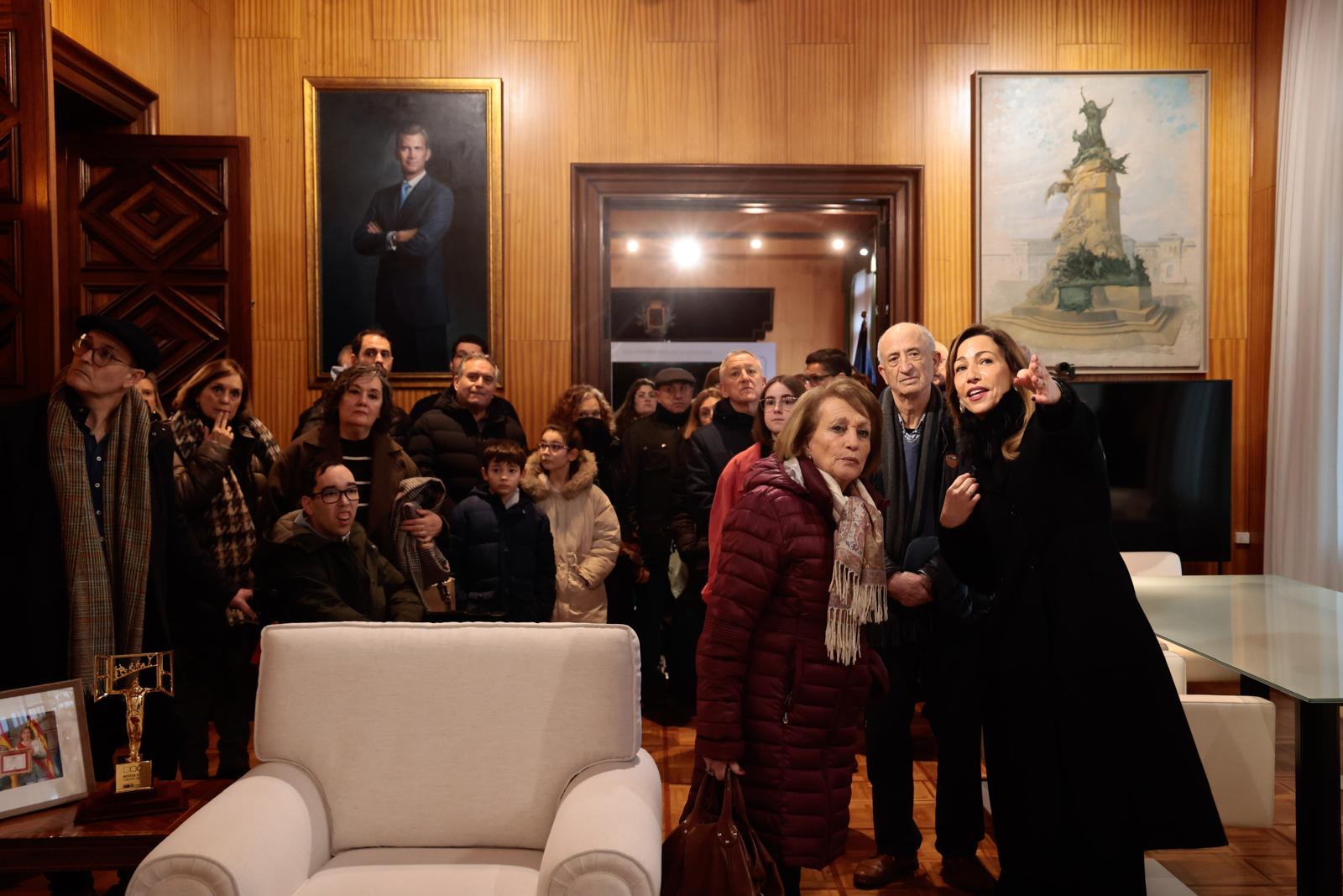 Zaragoza celebra San Valero, a pesar del mal tiempo Zaragoza celebra San Valero, a pesar del mal tiempo