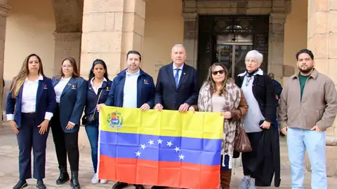 El Ayuntamiento de Castellón aprueba una moción para apoyar a la comunidad venezolana residente El Ayuntamiento de Castellón aprueba una moción para apoyar a la comunidad venezolana residente