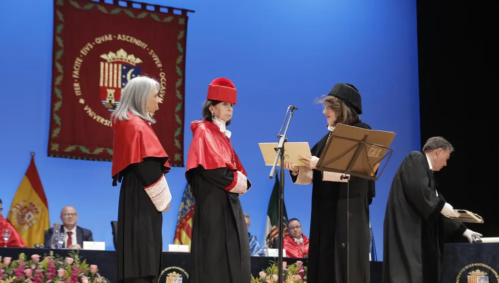 Honoris Causa para María Emilia Casas Baamonde Honoris Causa para María Emilia Casas Baamonde