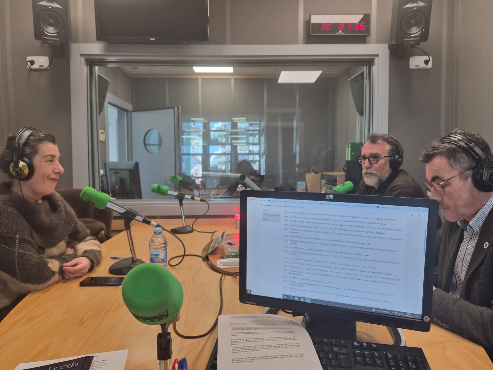 Tertulia con nuestros representantes en el Ayuntamiento Tertulia con nuestros representantes en el Ayuntamiento