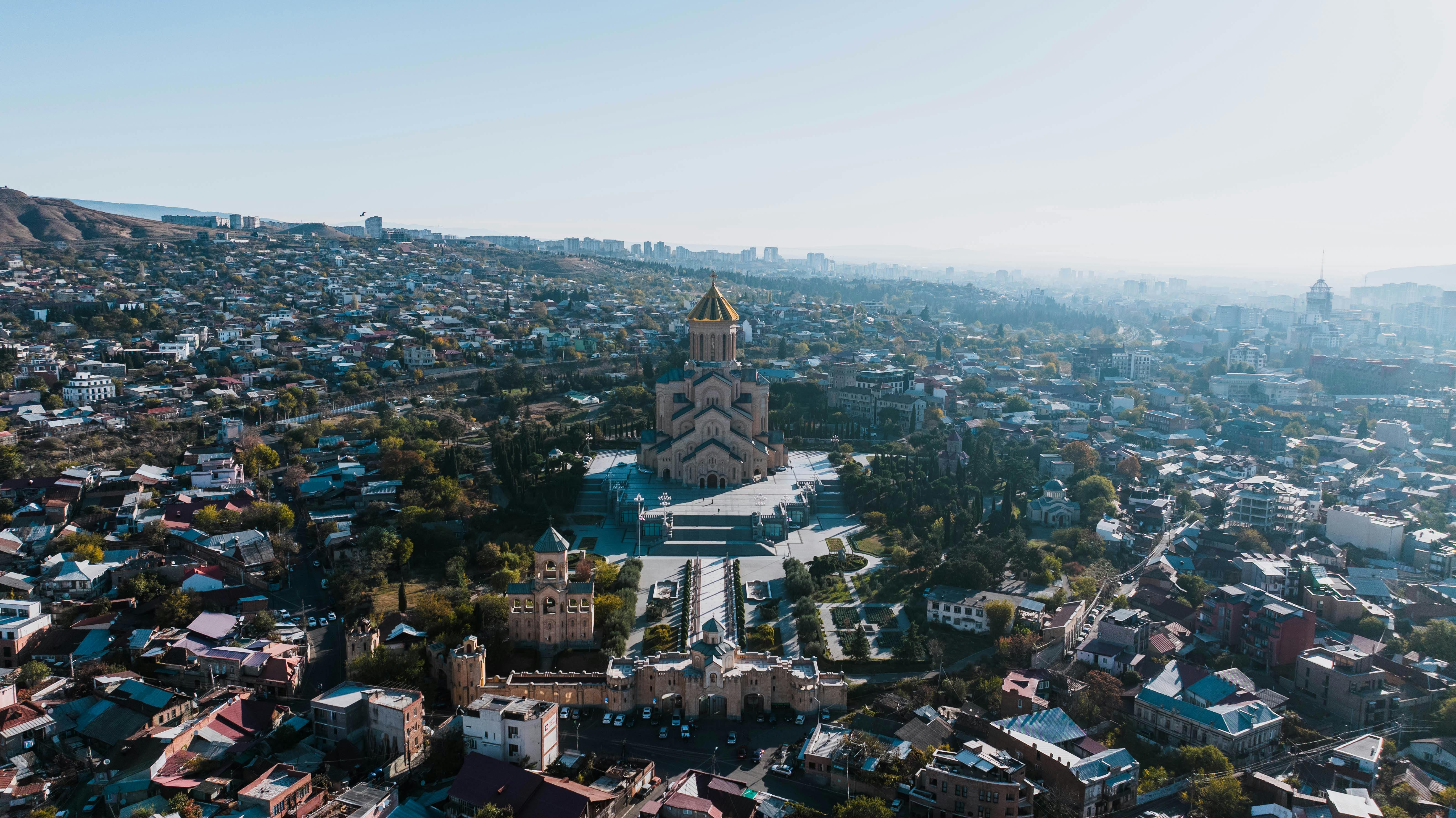 Un viatge a Geòrgia per descobrir paisatges, història, gastronomia i vins tradicionals Un viatge a Geòrgia per descobrir paisatges, història, gastronomia i vins tradicionals