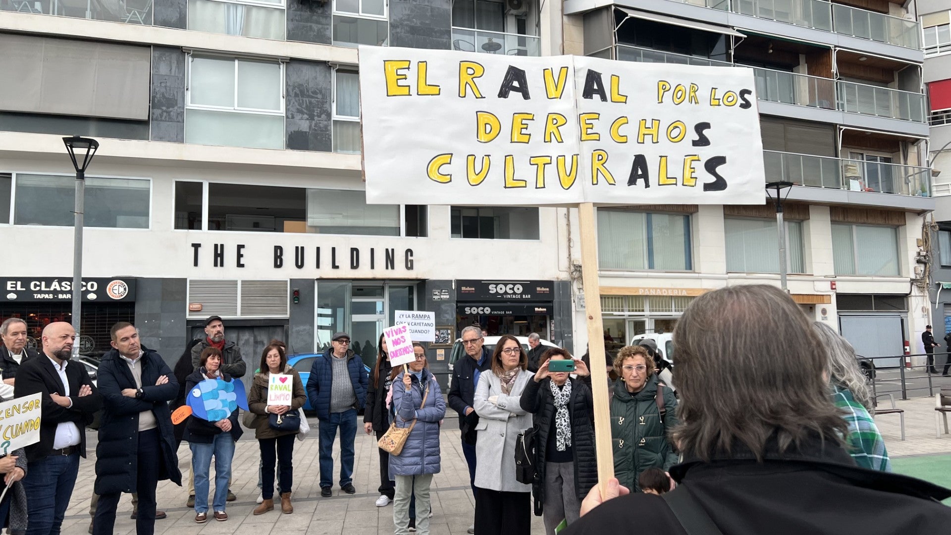 El barrio marinero de Alicante, el Raval Roig denuncia "abandono sistemático" municipal El barrio marinero de Alicante, el Raval Roig denuncia "abandono sistemático" municipal