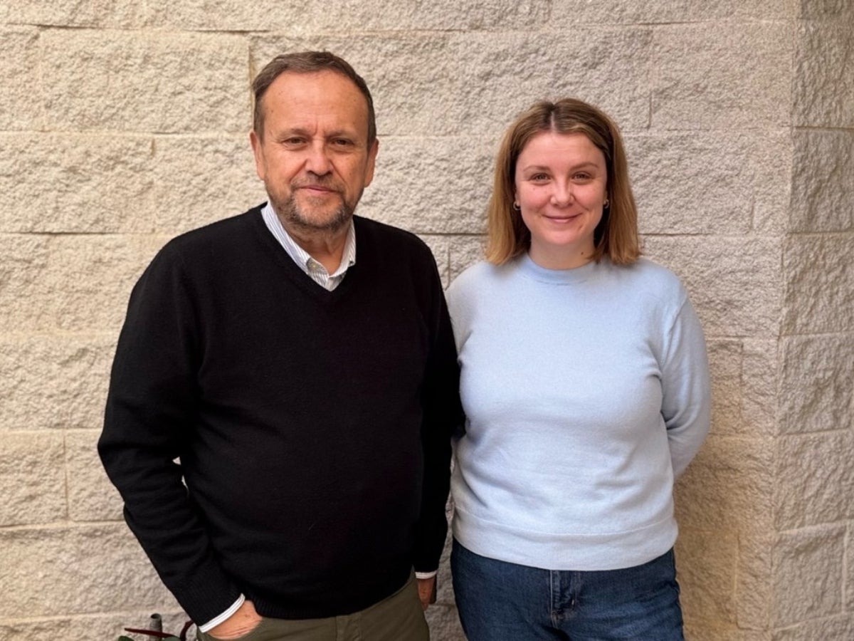 Investigadores de la UMH de Elche participan en un estudio que asocia la dieta mediterránea a una microbiota más saludable y a un menor deterioro cognitivo Investigadores de la UMH de Elche participan en un estudio que asocia la dieta mediterránea a una microbiota más saludable y a un menor deterioro cognitivo