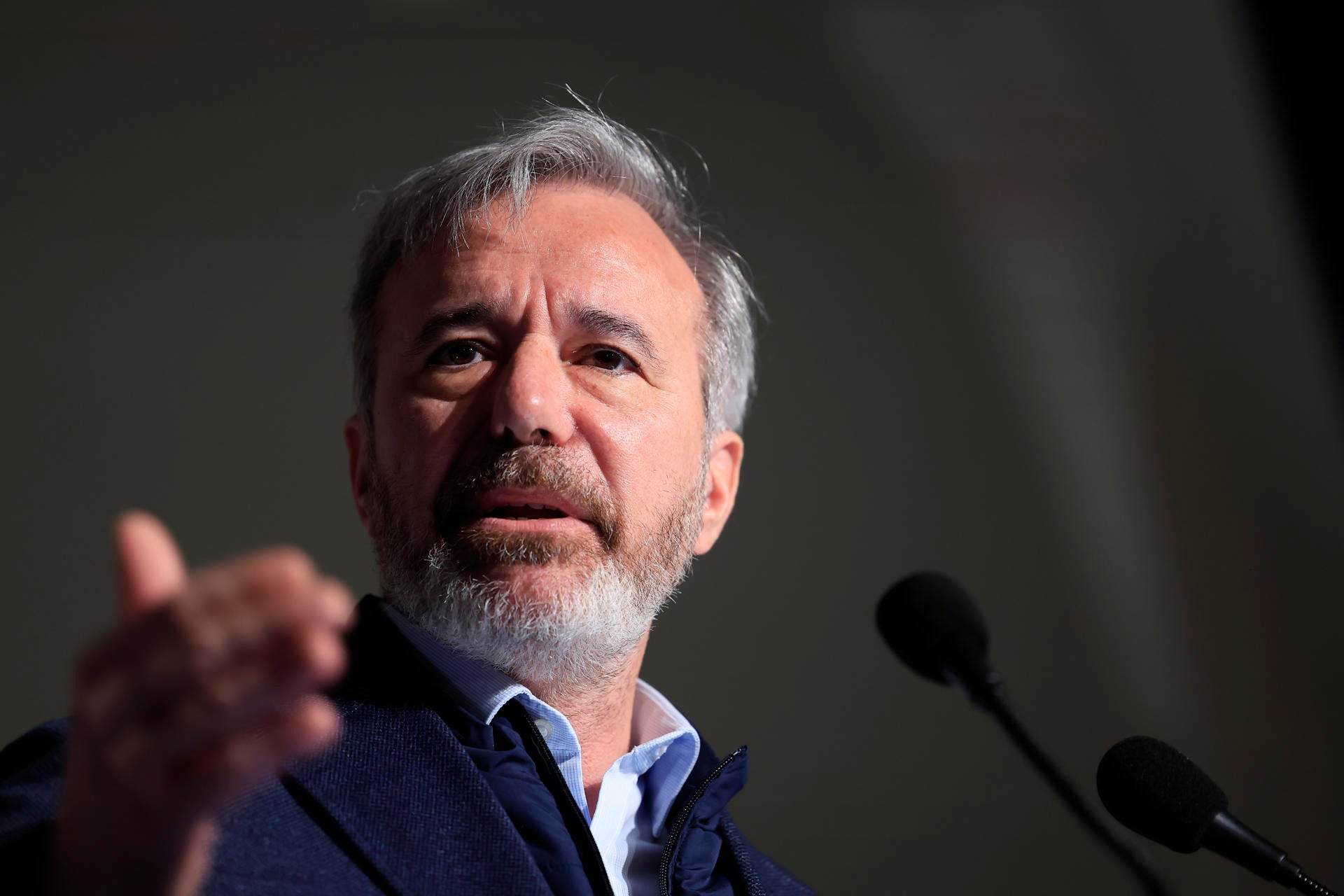 Azcón elevará hasta mil euros al mes la prestación para la atención residencial a personas dependientes en Aragón Azcón elevará hasta mil euros al mes la prestación para la atención residencial a personas dependientes en Aragón