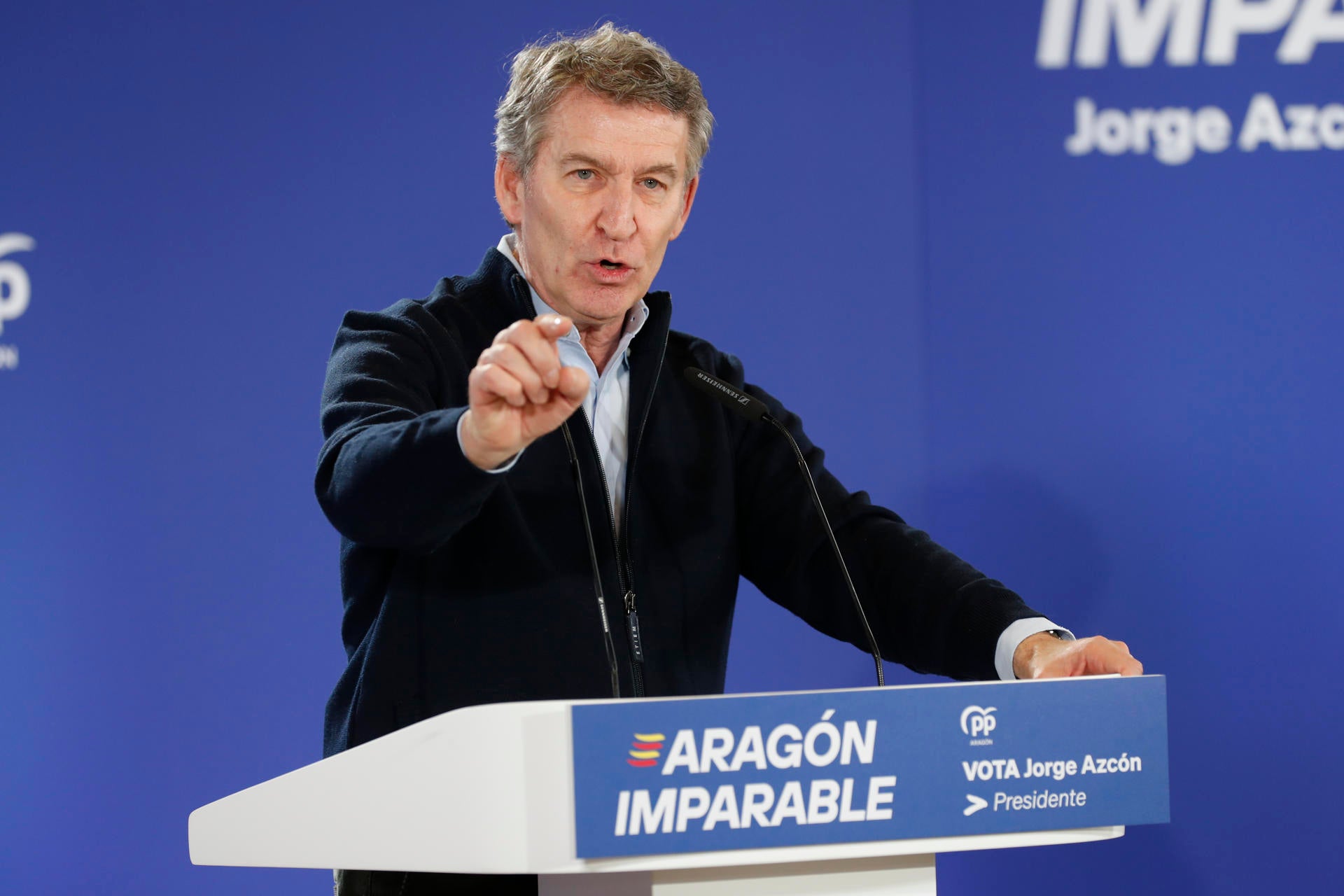 Alberto Núñez Feijóo critica que "la ilegalidad produzca derechos" y censura el "descontrol migratorio" Alberto Núñez Feijóo critica que "la ilegalidad produzca derechos" y censura el "descontrol migratorio"