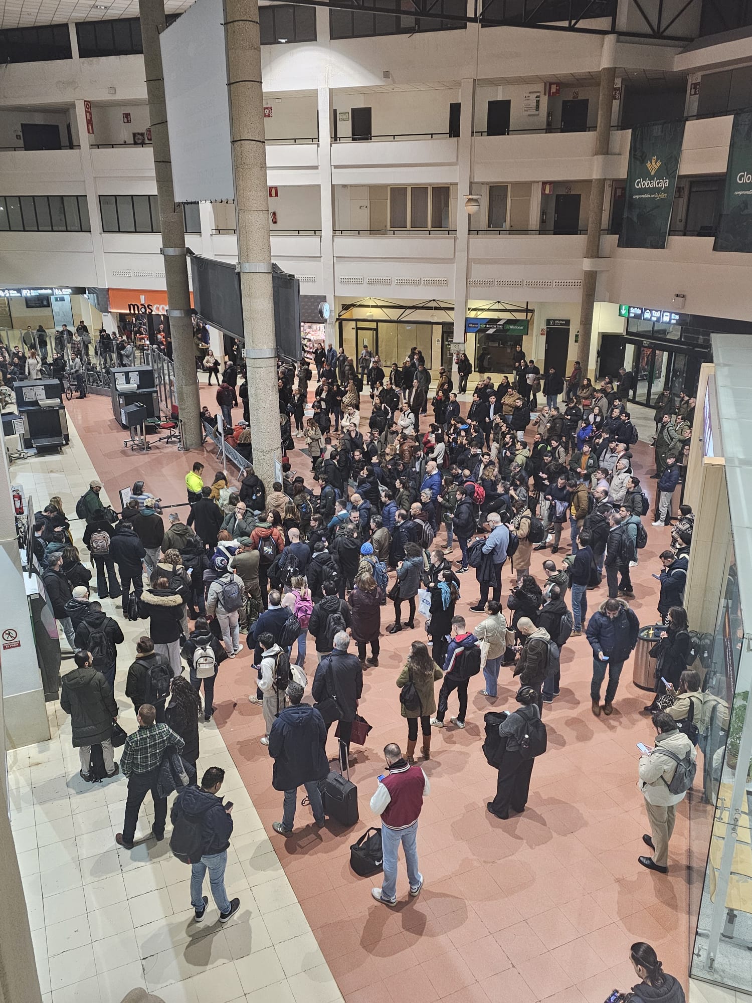 Retrasos de casi una hora en la salida matinal de los Avant de Ciudad Real Retrasos de casi una hora en la salida matinal de los Avant de Ciudad Real