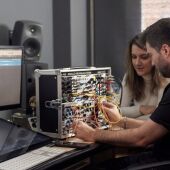 El cineasta y músico oriolano Fran Gas busca el Goya por la banda sonora de la película 'El Talento'