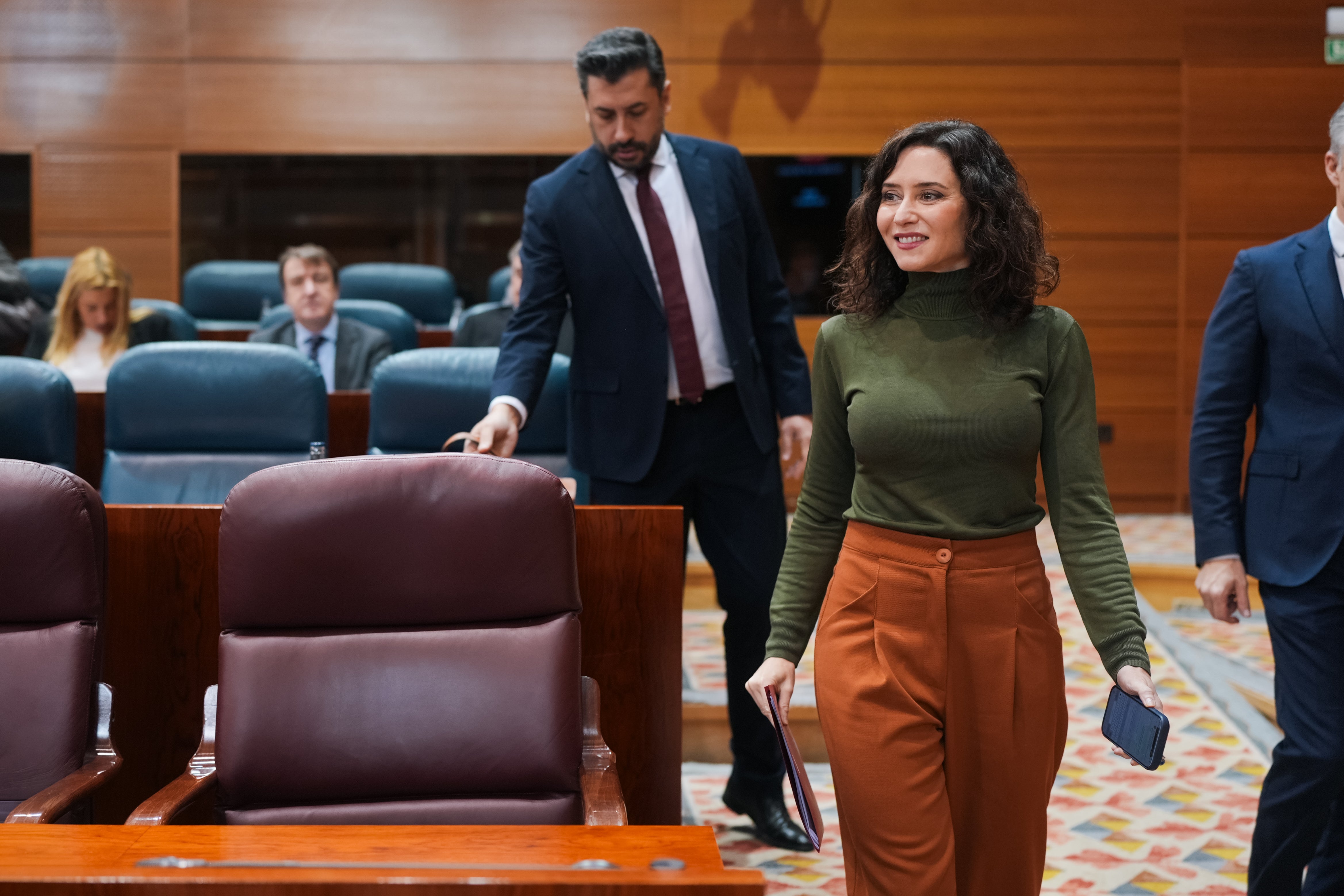 Las acusaciones de acoso al alcalde de Móstoles centran el nuevo periodo de sesiones en la Cámara madrileña Las acusaciones de acoso al alcalde de Móstoles centran el nuevo periodo de sesiones en la Cámara madrileña