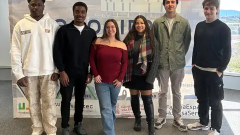 27 projectes emprenedors mostren la seua evolució en la sessió intermèdia d’UJIStartup 27 projectes emprenedors mostren la seua evolució en la sessió intermèdia d’UJIStartup