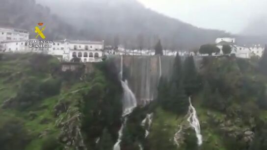 Un meteor&oacute;logo explica por qu&eacute; se evac&uacute;a Grazalema: "El riesgo viene desde abajo"