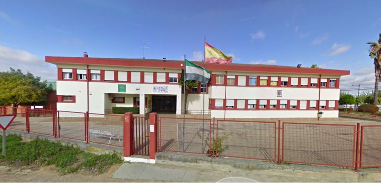 El alcalde de Badajoz anuncia la suspensión de las clases en Gévora y prevé más incidencias durante la jornada El alcalde de Badajoz anuncia la suspensión de las clases en Gévora y prevé más incidencias durante la jornada