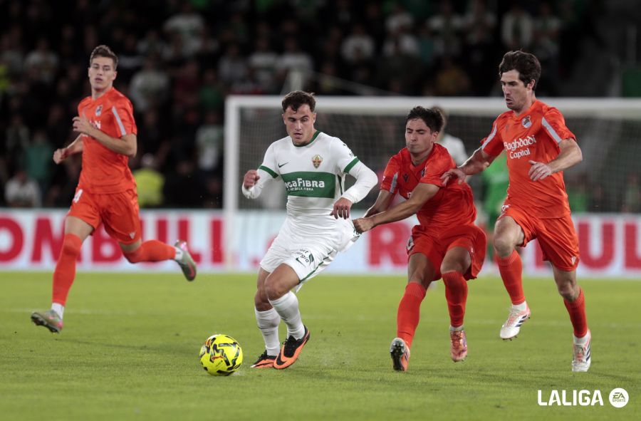 El Elche visita a una Real Sociedad invicta desde el cambio de entrenador El Elche visita a una Real Sociedad invicta desde el cambio de entrenador