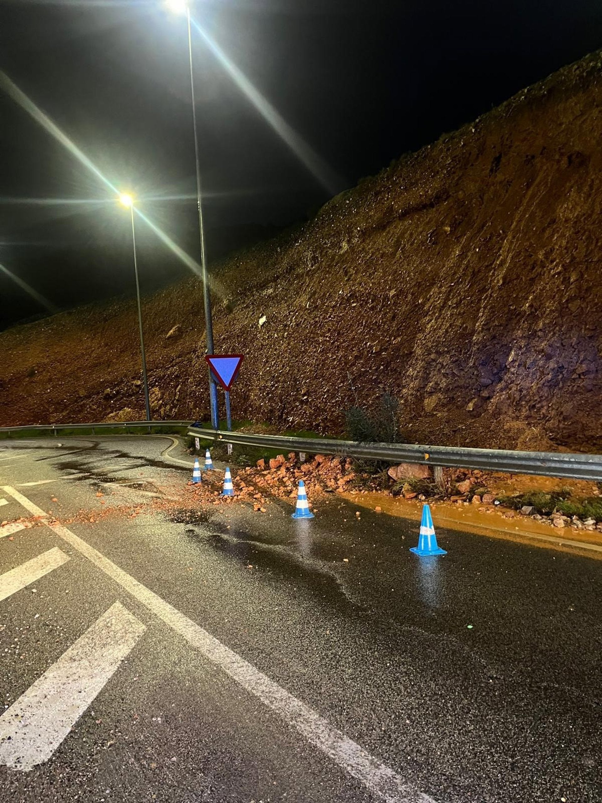 Activado el nivel de alerta naranja en Puertollano y su comarca por riesgo de inundaciones Activado el nivel de alerta naranja en Puertollano y su comarca por riesgo de inundaciones