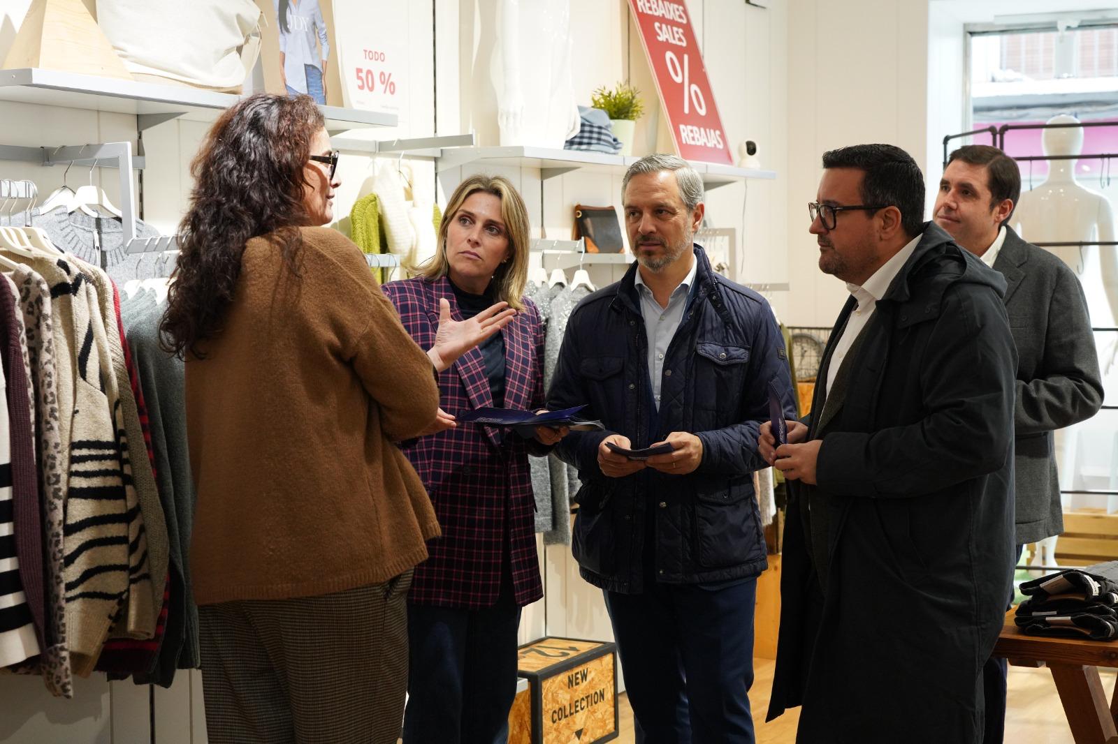 El PP presenta en Castellón una propuesta de apoyo a los más de 43.000 autónomos de la provincia El PP presenta en Castellón una propuesta de apoyo a los más de 43.000 autónomos de la provincia