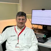Javier Puertas, jefe del Servicio de Neurofisiología y de la Unidad del Sueño del Hospital de la Ribera Javier Puertas, jefe del Servicio de Neurofisiología y de la Unidad del Sueño del Hospital de la Ribera
