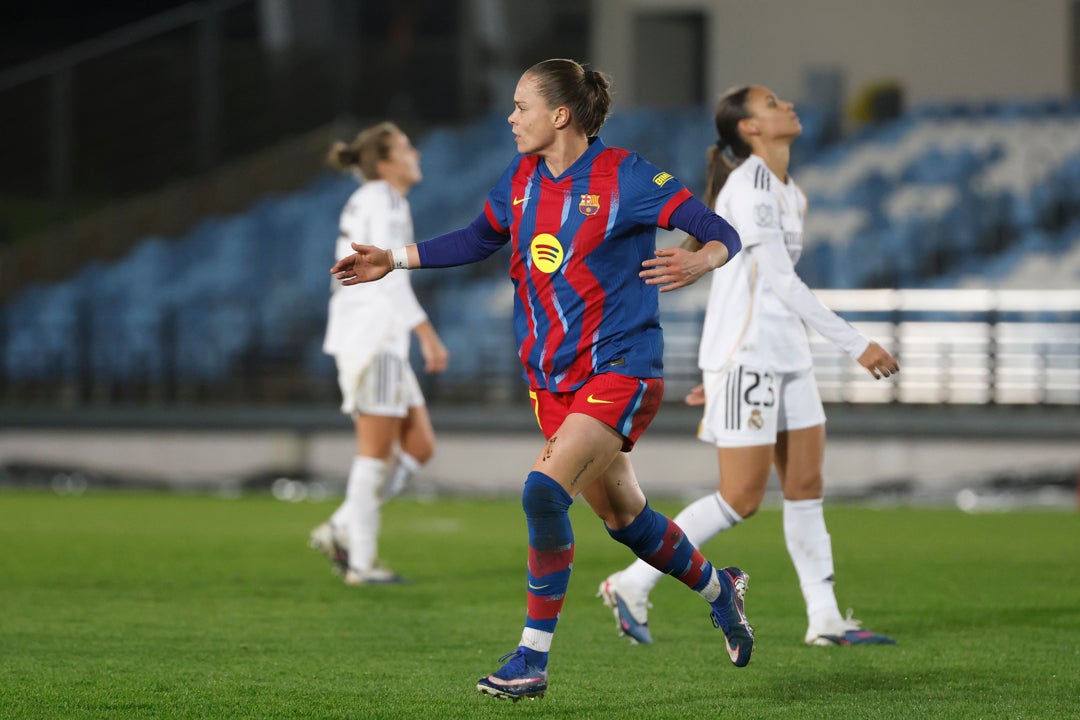 El Barcelona golea al Real Madrid para avanzar a semifinales El Barcelona golea al Real Madrid para avanzar a semifinales