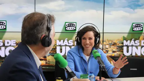 Rosa, ganadora de Pasapalabra, durante la entrevista con Carlos Alsina Rosa, ganadora de Pasapalabra, durante la entrevista con Carlos Alsina/ Samuel Portillo