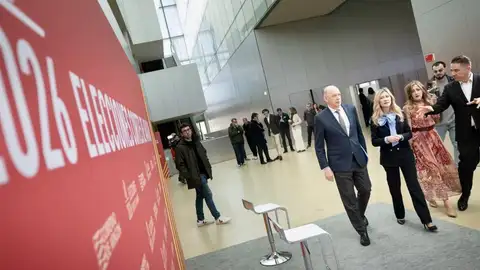 La vicepresidenta Vaquero ha visitado el centro de datos, ubicado en el palacio de Congresos de la Expo de Zaragoza La vicepresidenta Vaquero ha visitado el centro de datos, ubicado en el palacio de Congresos de la Expo de Zaragoza