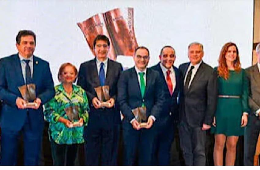 La revista Ayer y Hoy entrega sus I premios 'Constancia' en una gala celebrada en Ciudad Real La revista Ayer y Hoy entrega sus I premios 'Constancia' en una gala celebrada en Ciudad Real