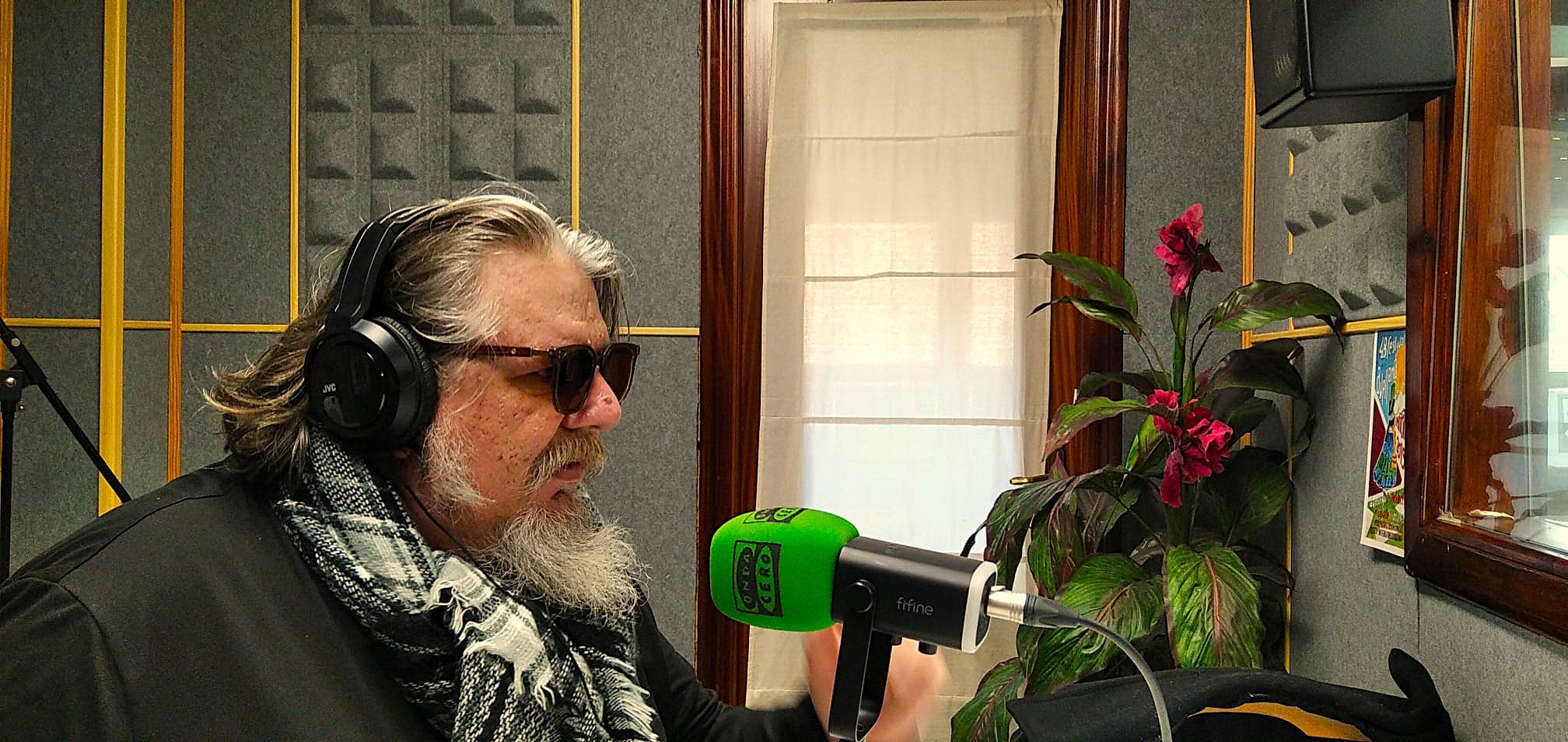 ENTREVISTA: Maxi Areñes presentó hoy en nuestro programa el nuevo disco de Fontoria ENTREVISTA: Maxi Areñes presentó hoy en nuestro programa el nuevo disco de Fontoria