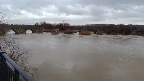 El Tajo asciende a nivel rojo en Talavera El Tajo asciende a nivel rojo en Talavera