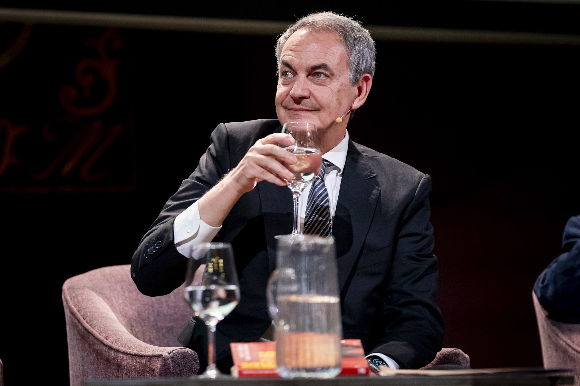 Zapatero asegura tener "gran confianza" en Delcy Rodríguez y destaca su labor en Venezuela Zapatero asegura tener "gran confianza" en Delcy Rodríguez y destaca su labor en Venezuela