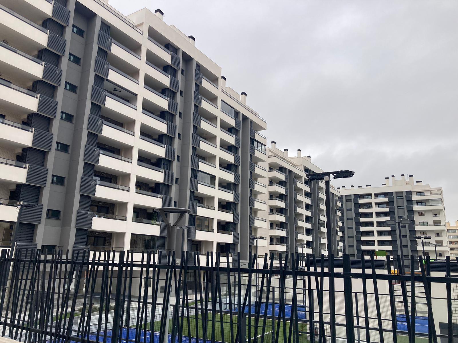 Ronda de contactos entre la oposición de Alicante para promover una moción de censura contra Luis Barcala Ronda de contactos entre la oposición de Alicante para promover una moción de censura contra Luis Barcala