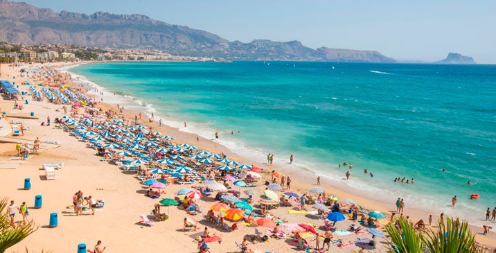 El turismo en l’Alfàs del Pi refuerza su impacto económico en 2025 El turismo en l’Alfàs del Pi refuerza su impacto económico en 2025